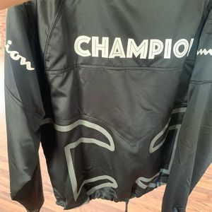 Champion sweater, only used once. MEDIUM